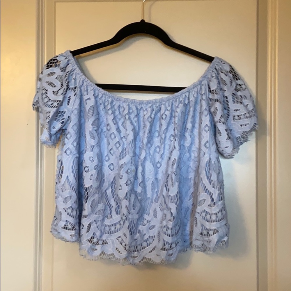 Express Lace Crop